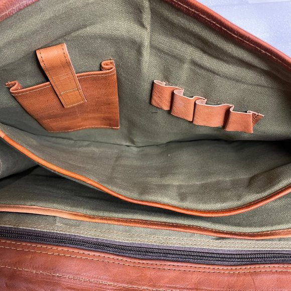 Rugged Leather Large 18" Messenger Satchel Briefcase Bag - Picture 8 of 15